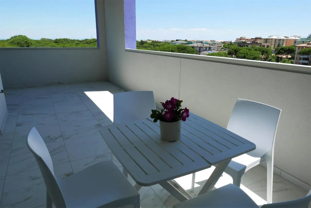 Saturnotel & Family Suite Bibione 0*,  Italia