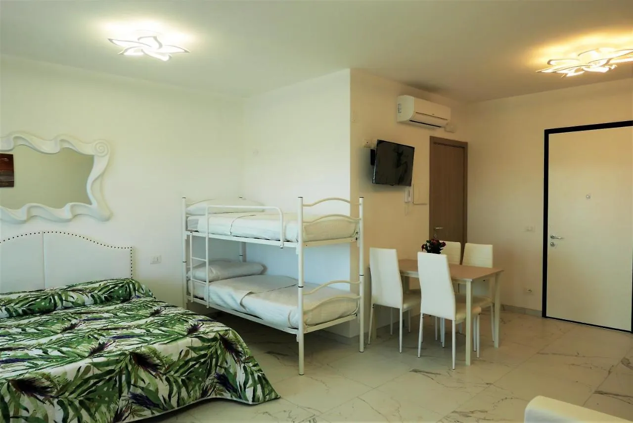 Aparthotel Saturnotel & Family Suite Bibione